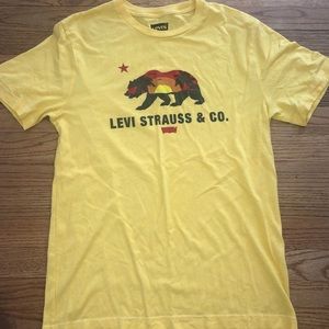 Levi’s Tee